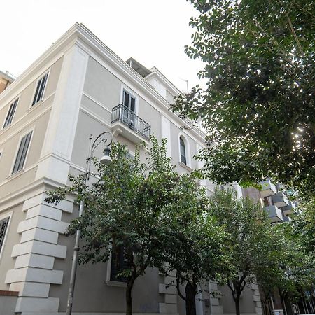 Relais Palazzo Nizza - Luxotel & Apartotel ซาแลร์โน ภายนอก รูปภาพ