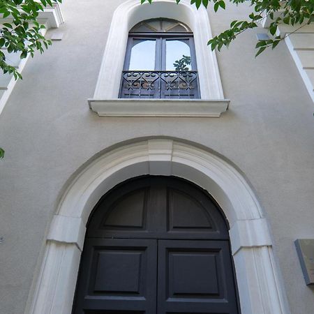 Relais Palazzo Nizza - Luxotel & Apartotel ซาแลร์โน ภายนอก รูปภาพ
