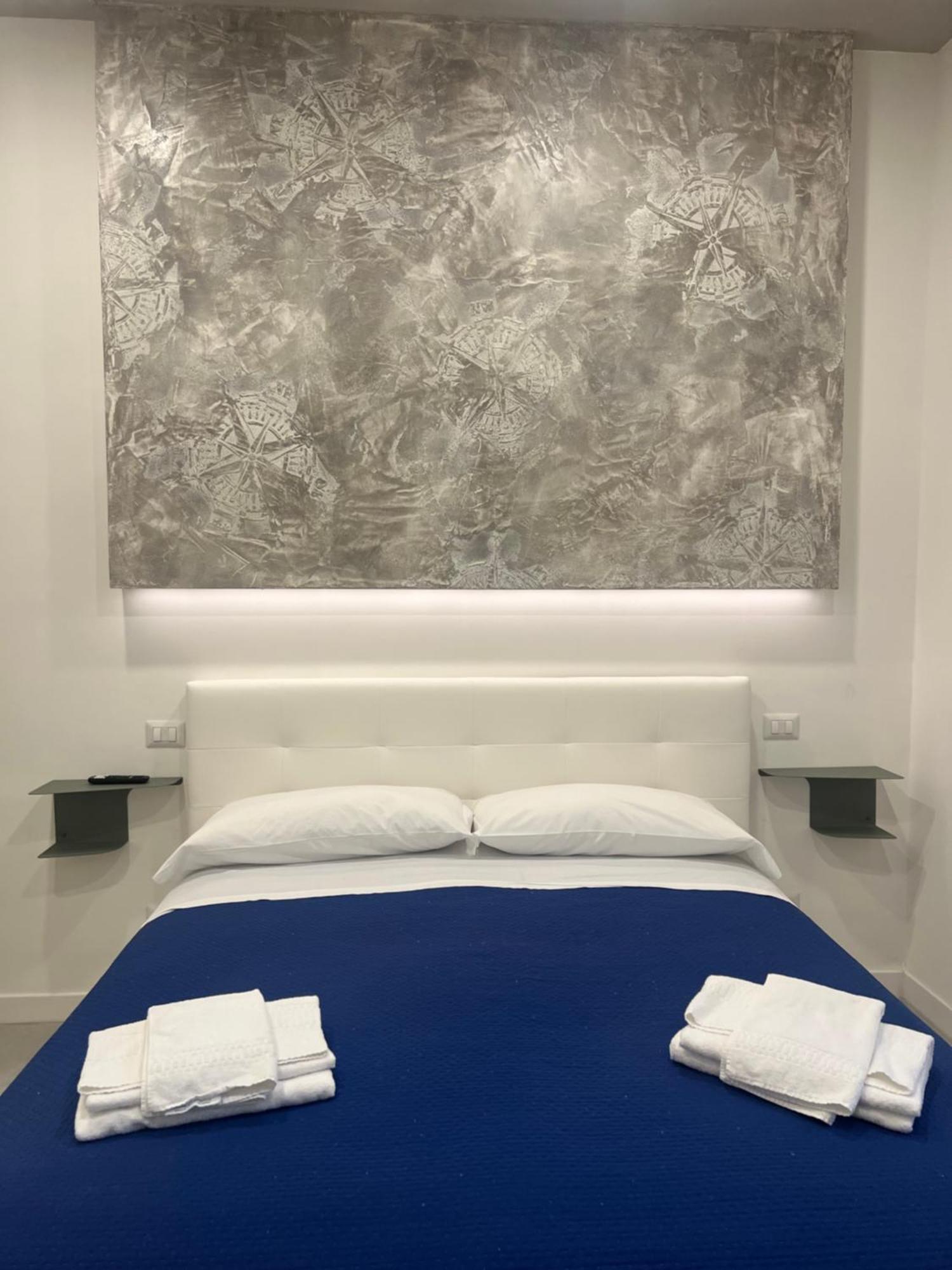 Relais Palazzo Nizza - Luxotel & Apartotel ซาแลร์โน ภายนอก รูปภาพ