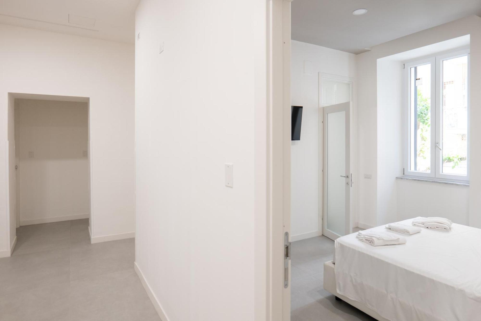 Relais Palazzo Nizza - Luxotel & Apartotel ซาแลร์โน ภายนอก รูปภาพ