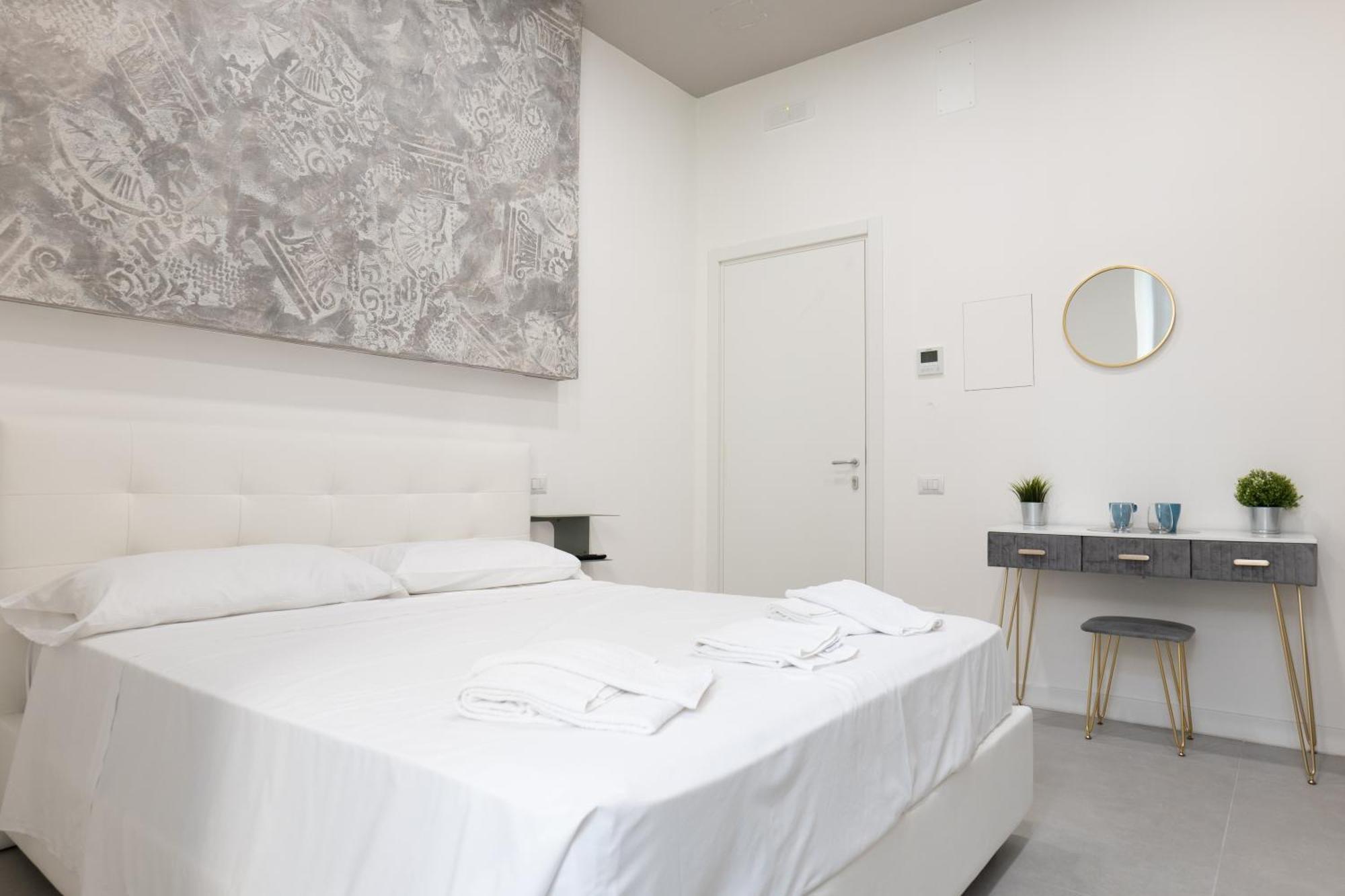 Relais Palazzo Nizza - Luxotel & Apartotel ซาแลร์โน ภายนอก รูปภาพ