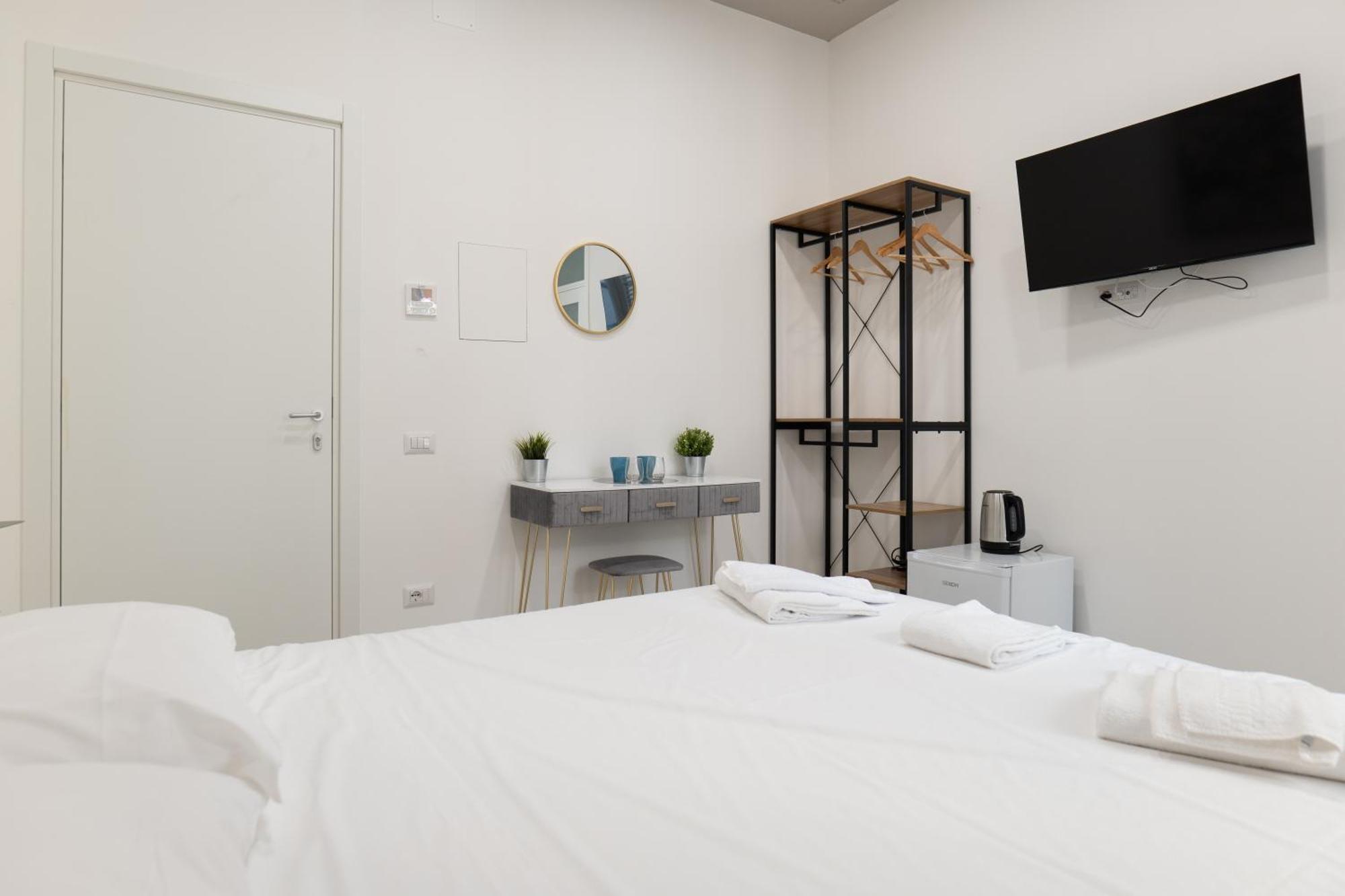 Relais Palazzo Nizza - Luxotel & Apartotel ซาแลร์โน ภายนอก รูปภาพ