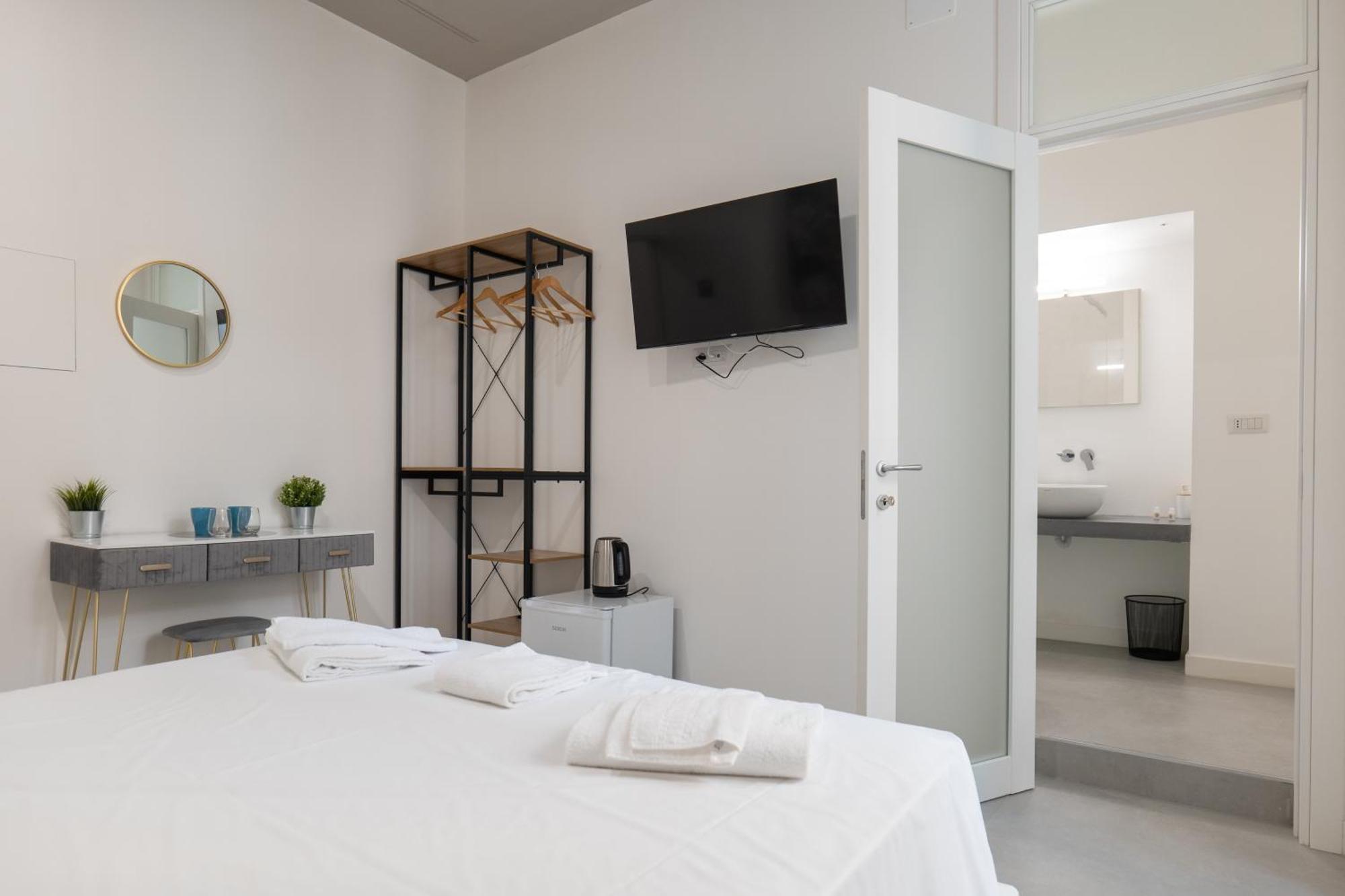 Relais Palazzo Nizza - Luxotel & Apartotel ซาแลร์โน ภายนอก รูปภาพ