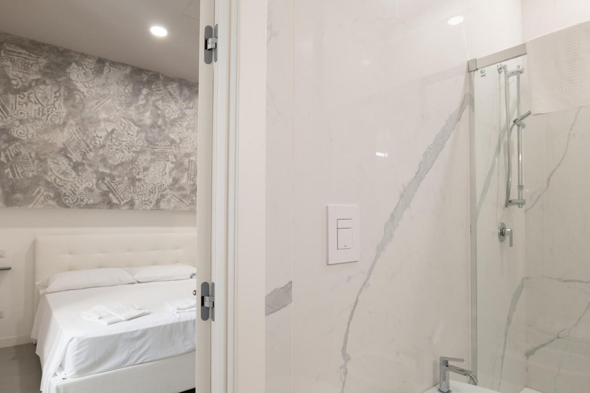 Relais Palazzo Nizza - Luxotel & Apartotel ซาแลร์โน ภายนอก รูปภาพ