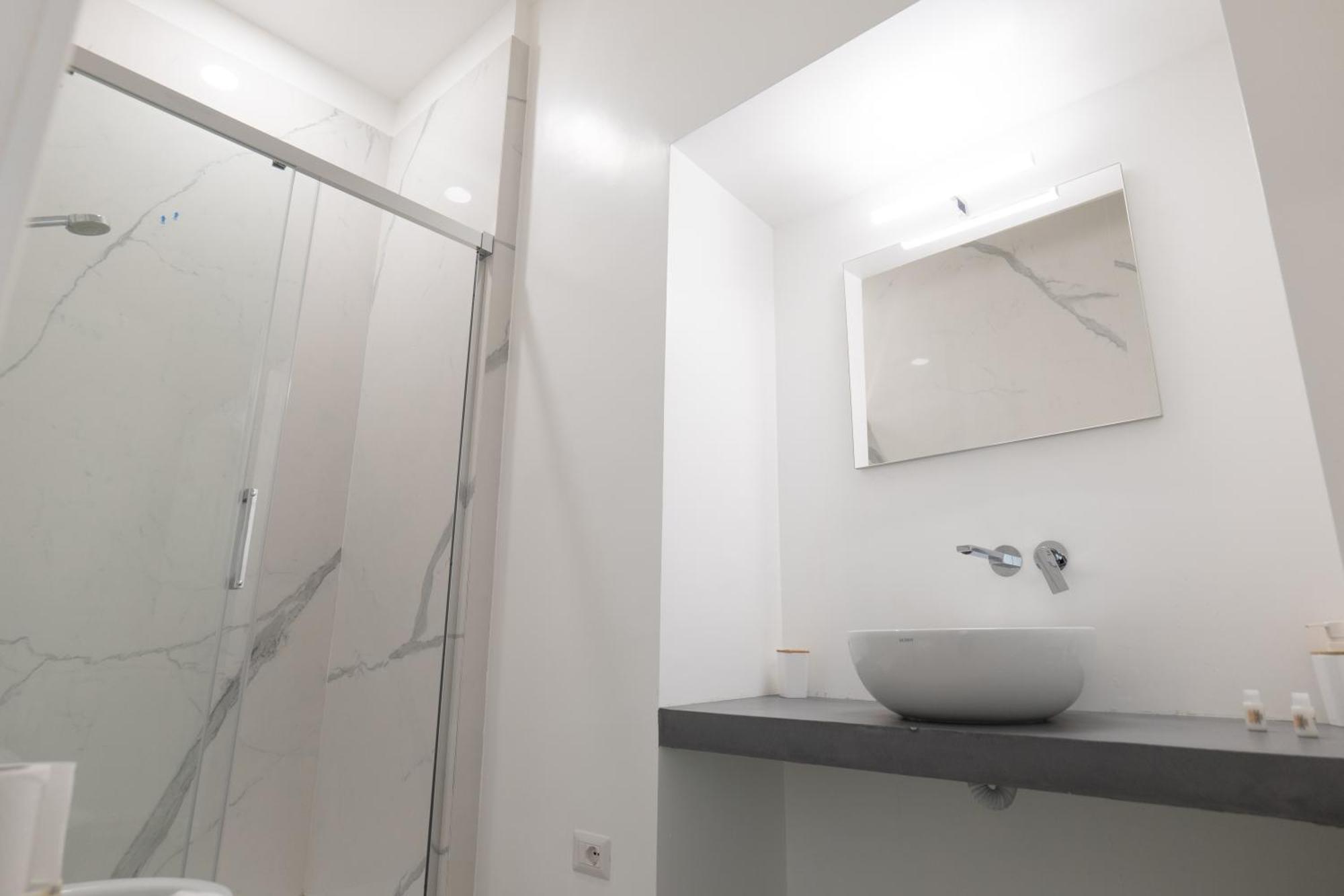 Relais Palazzo Nizza - Luxotel & Apartotel ซาแลร์โน ภายนอก รูปภาพ