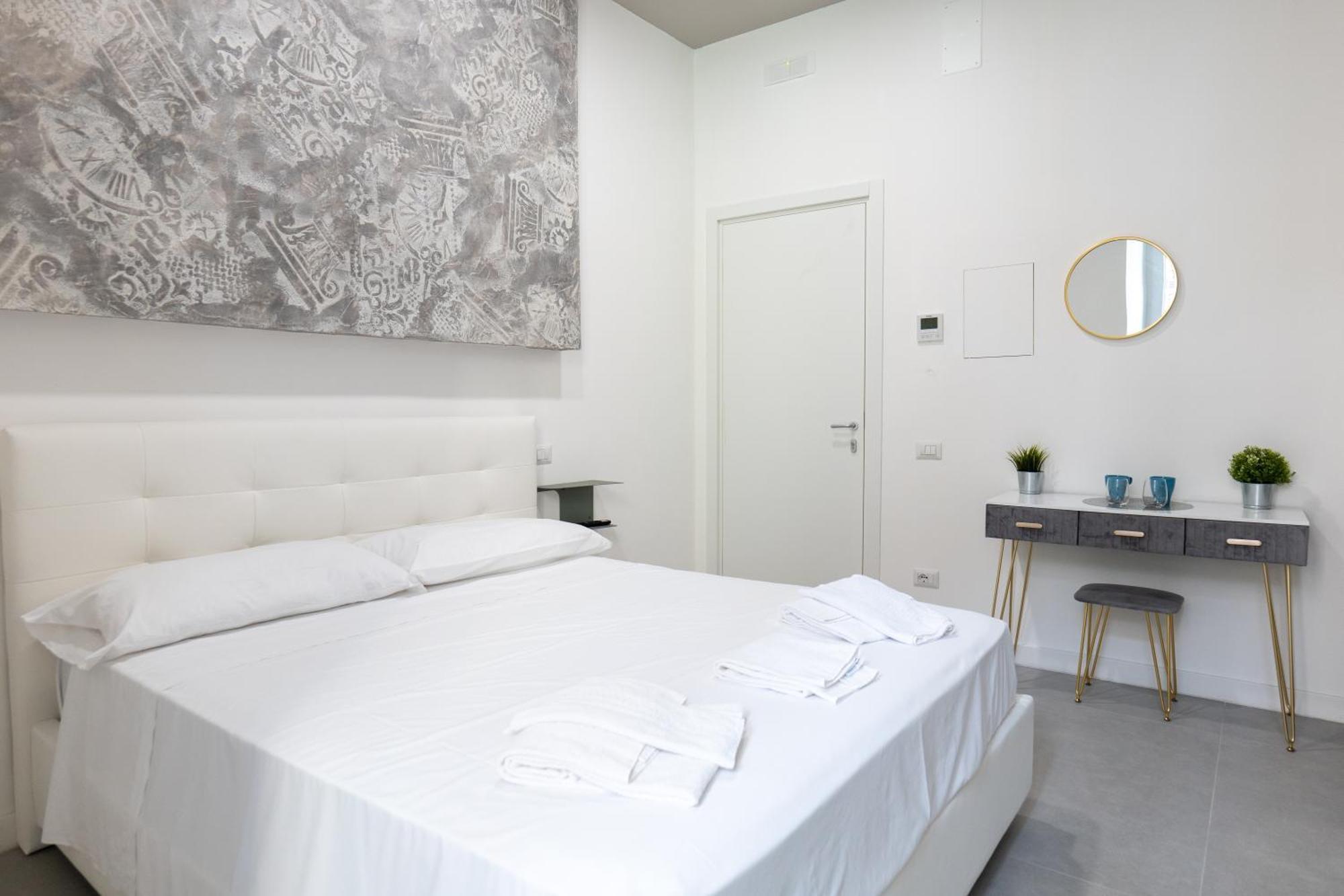 Relais Palazzo Nizza - Luxotel & Apartotel ซาแลร์โน ภายนอก รูปภาพ
