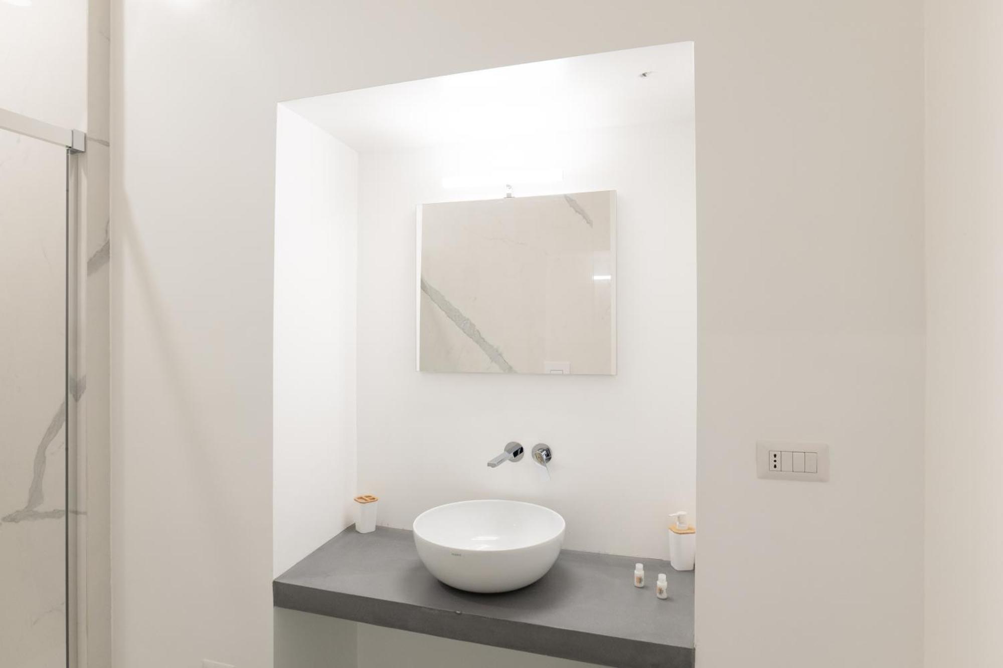Relais Palazzo Nizza - Luxotel & Apartotel ซาแลร์โน ภายนอก รูปภาพ