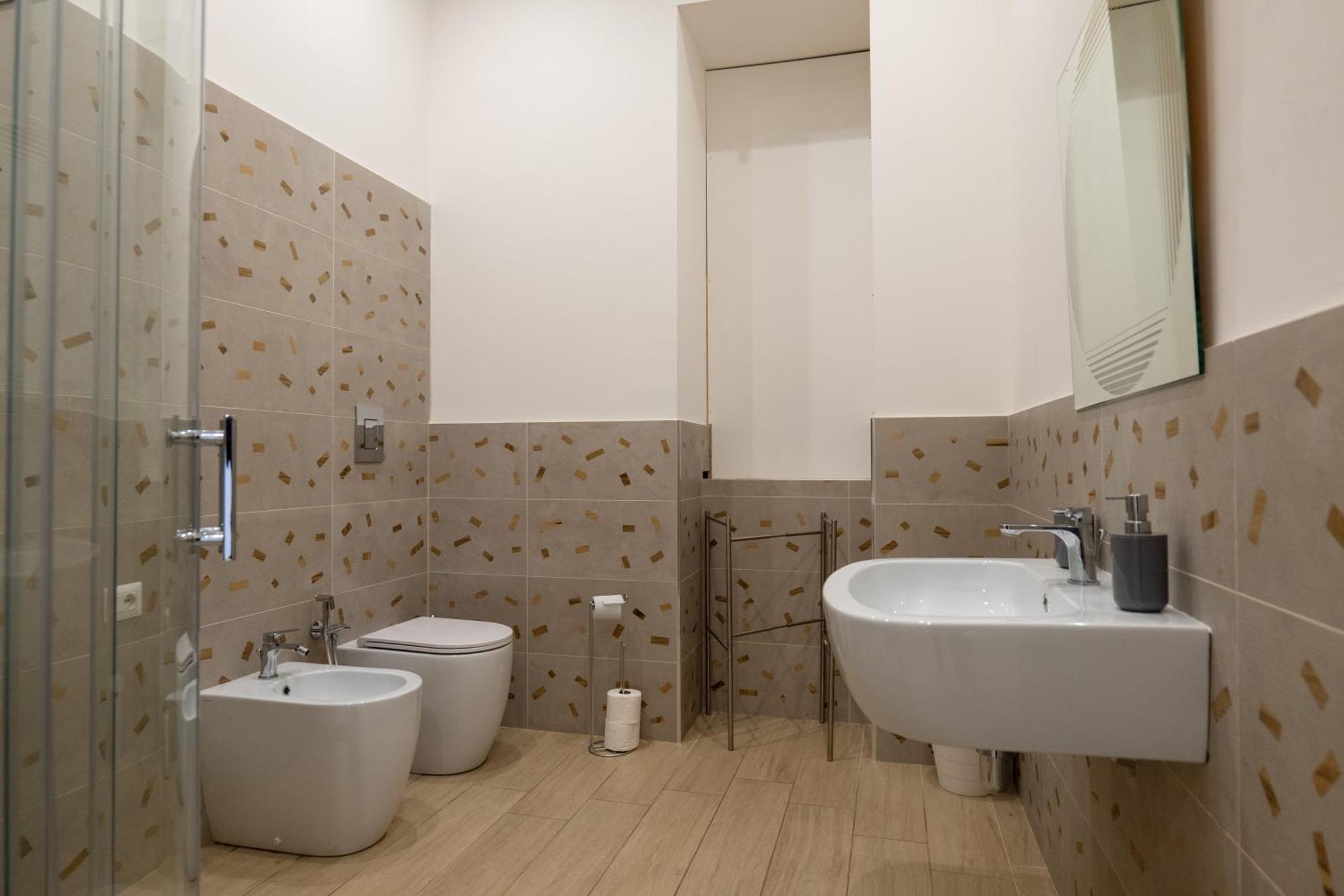Relais Palazzo Nizza - Luxotel & Apartotel ซาแลร์โน ภายนอก รูปภาพ