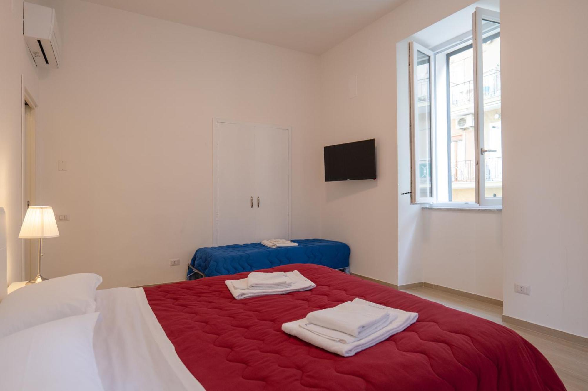 Relais Palazzo Nizza - Luxotel & Apartotel ซาแลร์โน ภายนอก รูปภาพ